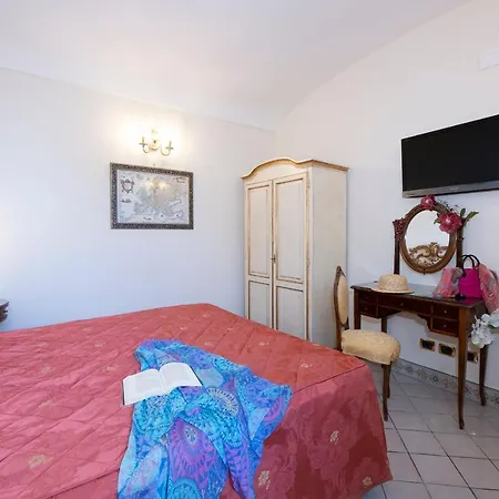 Affittacamere Old Square & , 73 Steps From The Street