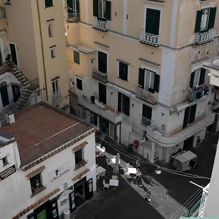 Old Square & , 73 Steps From The Street Pensionat Amalfi