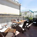 Old Square & , 73 Steps From The Street Guest house 4*