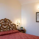 Old Square & , 73 Steps From The Street Guest house 4*