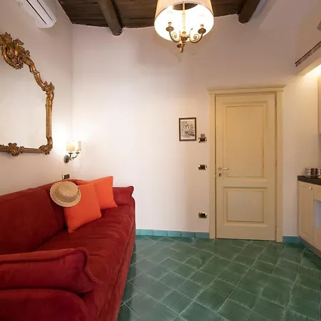 Old Square & Guest house Amalfi