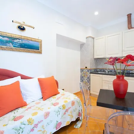 Guest house Old Square &