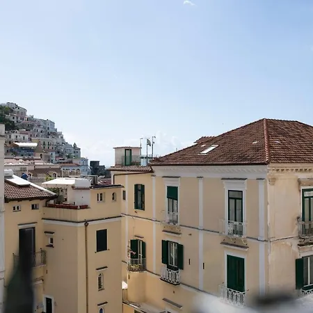 Old Square & Guest house