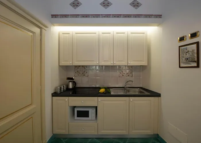 Old Square & , 73 Steps From The Street Affittacamere Amalfi