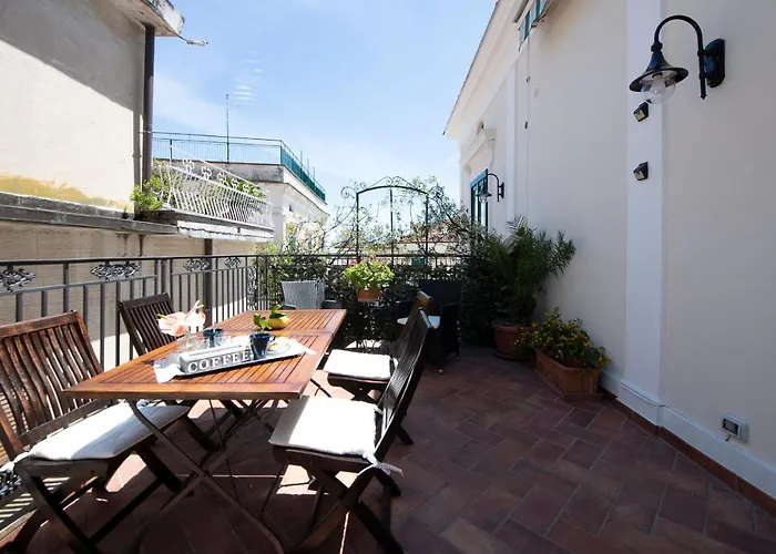 Old Square & , 73 Steps From The Street