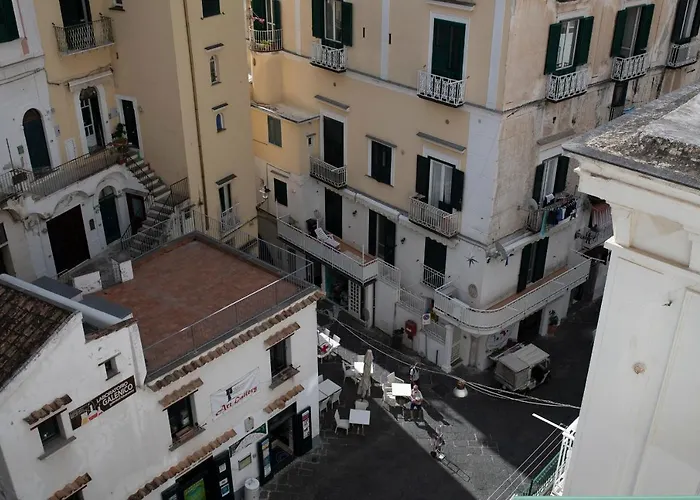 Old Square & , 73 Steps From The Street بيت ضيافة أمالفي