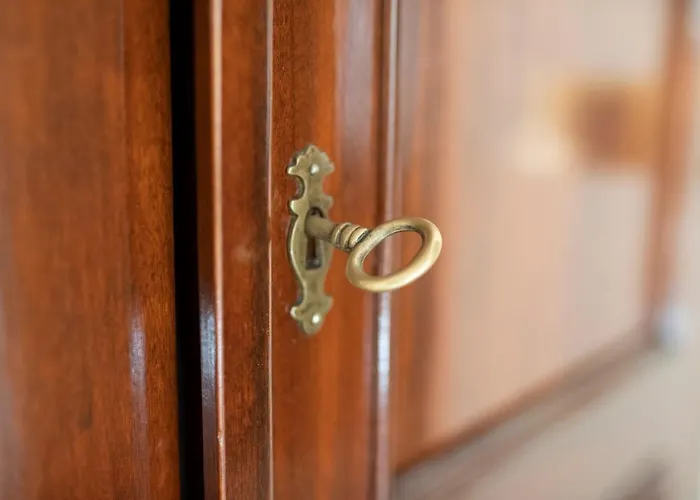 Old Square & , 73 Steps From The Street بيت ضيافة 4*