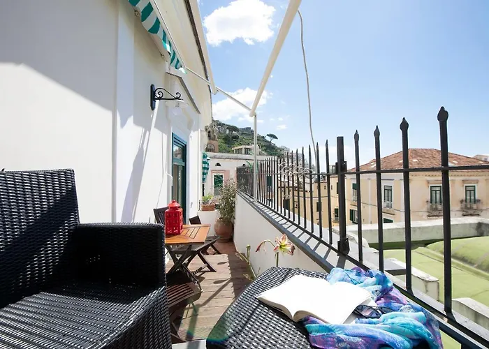 Old Square & , 73 Steps From The Street 4* Amalfi