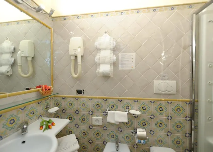 Old Square & , 73 Steps From The Street Gæstehus 4*