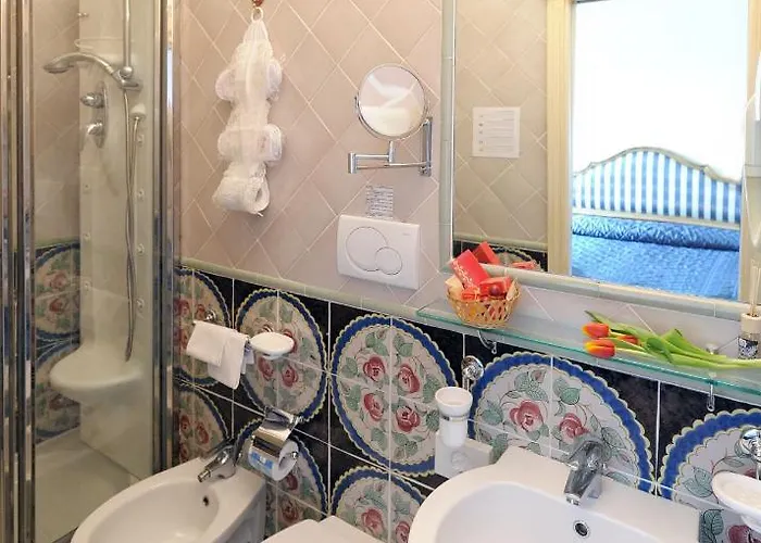 Old Square & , 73 Steps From The Street Gæstehus Amalfi