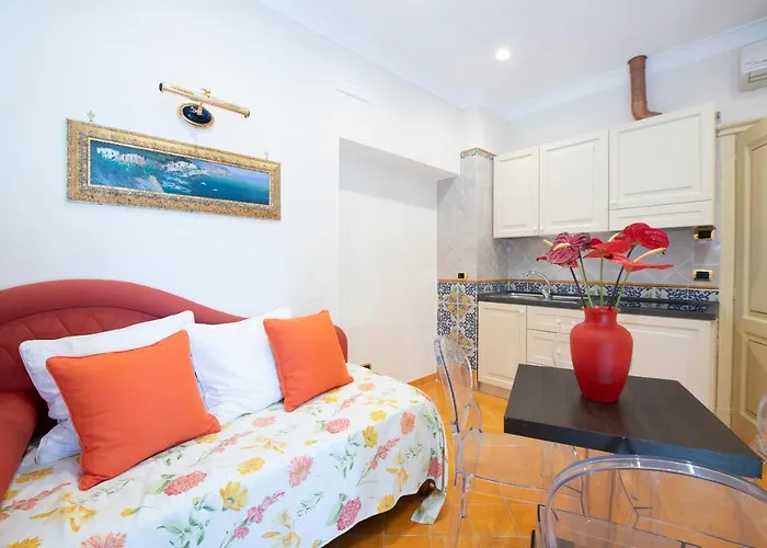 Πανσιόν Old Square & , 73 Steps From The Street